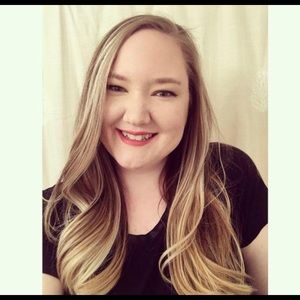 Meet your Posher, Leslie